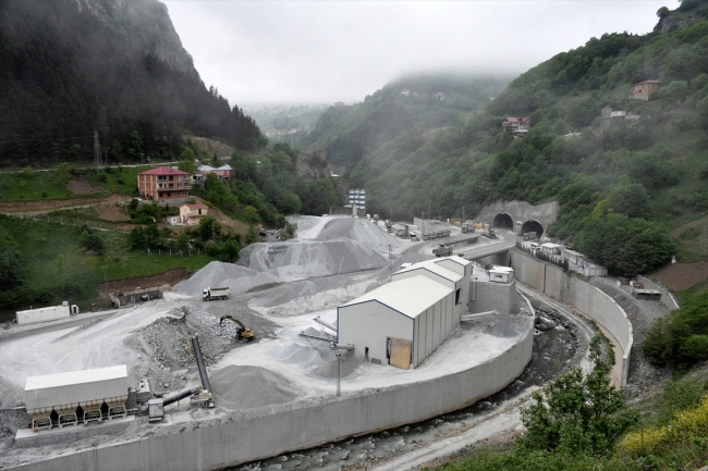 Yeni Zigana Tüneli'nin yüzde 87'si tamamlandı